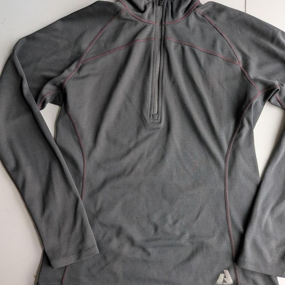 Eddie Bauser First Ascent Quarter Zip Men's M
